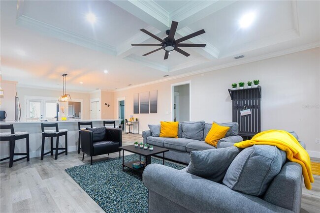 Building Photo - 507 E Paris St