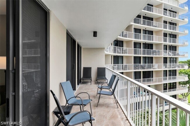 Building Photo - 440 Seaview Ct