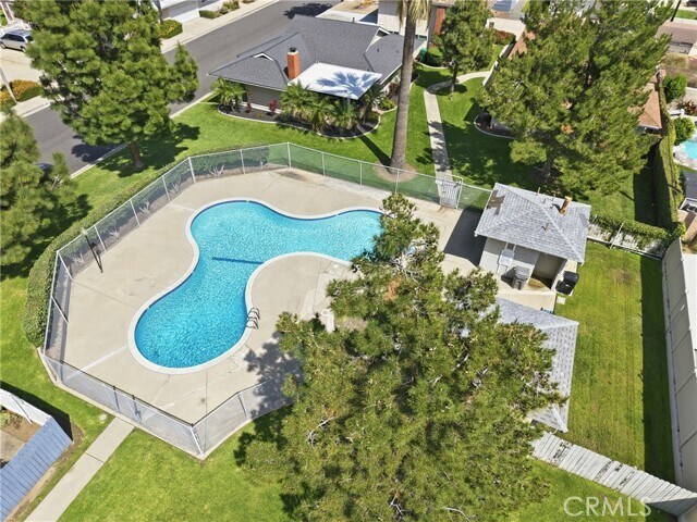 Building Photo - 2652 College