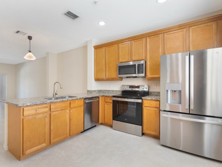 Building Photo - 1247 Via de Fossi