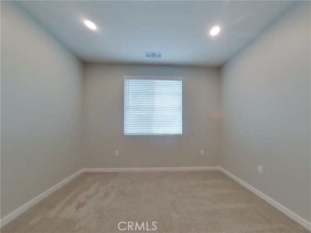 Building Photo - 1735 Lorraine Dr