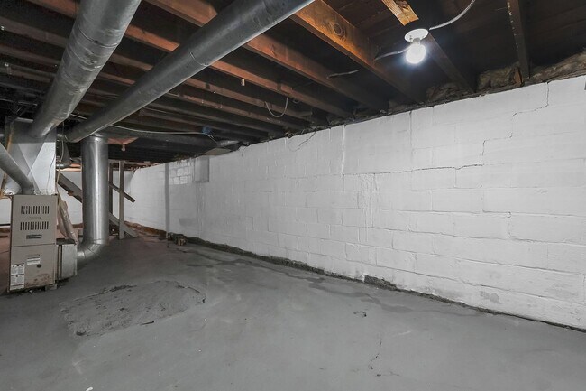 Building Photo - 1125-1127 E 20th Ave