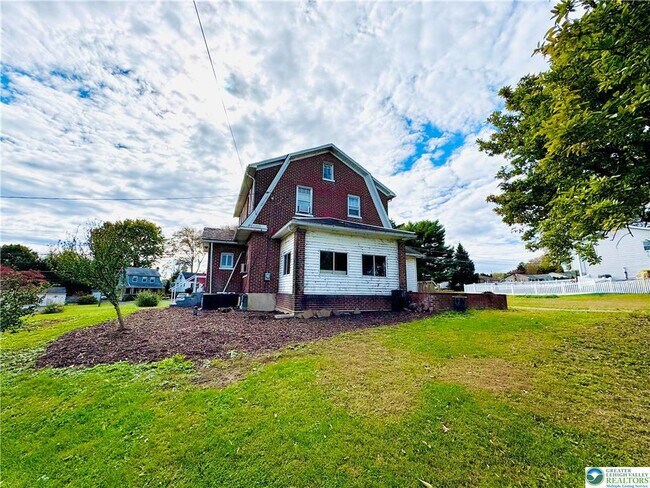 Building Photo - 2619 Broad St