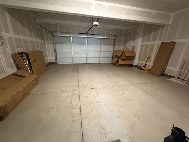 Building Photo - Beautiful 5 bedroom, 4 bathroom 2 story home in Rancho Cordova!!!