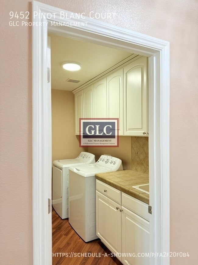 Building Photo - 9452 Pinot Blanc Ct