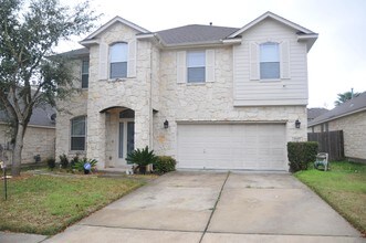 Building Photo - 10312 Yellowstone Dr