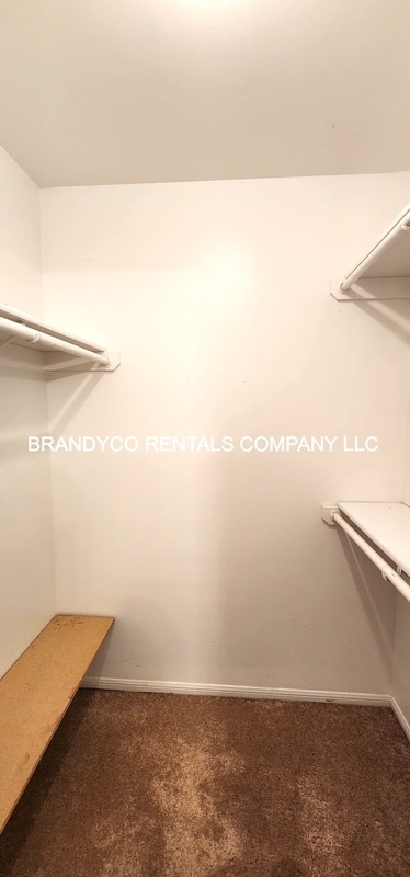 Building Photo - 2302 Savage Dr