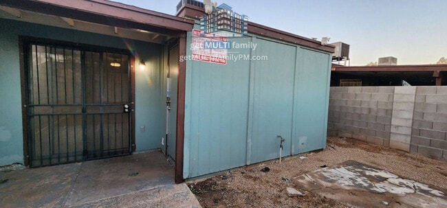 Building Photo - 3645 N 69th Ave