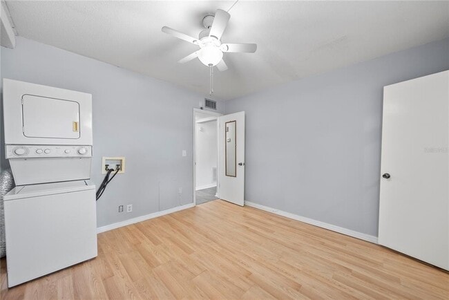 Building Photo - 4747 Azalea Dr