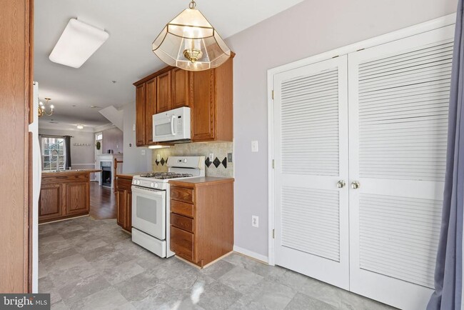 Building Photo - 11598 Cavalier Landing Ct