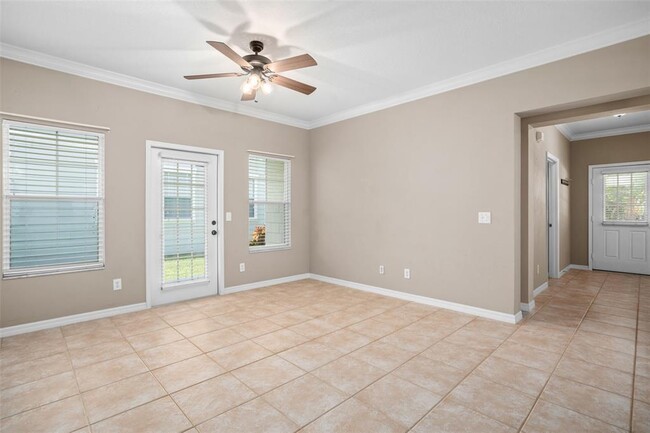 Building Photo - 1114 White Moss Ln