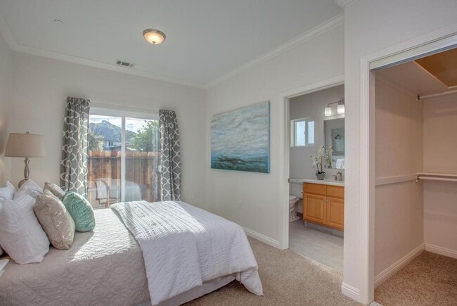 Building Photo - 70 wright avenue