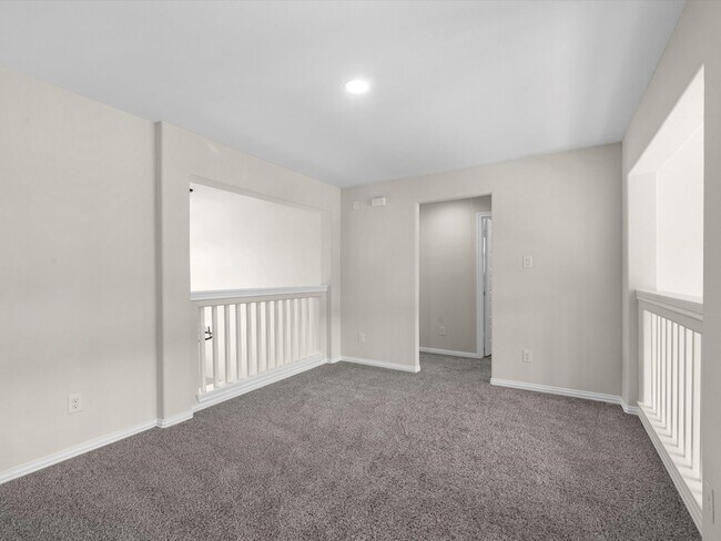Building Photo - 40575 Goldeneye Pl