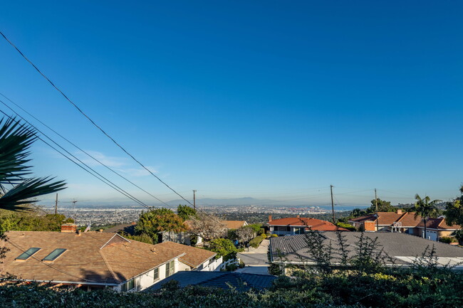 Building Photo - 26700 Indian Peak Rd