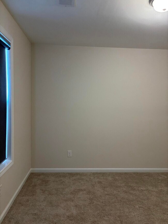 Building Photo - 2185 Stillpointe Dr