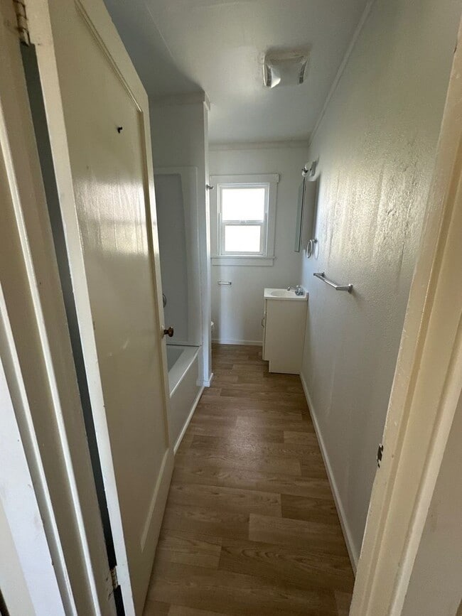 Building Photo - 2800 Watson St