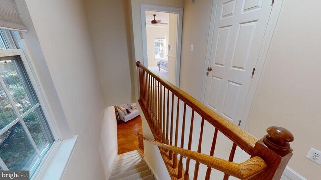 Building Photo - 5708 Callcott Way