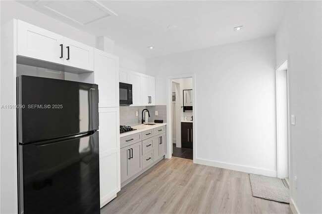 Building Photo - 15440 SW 102nd Pl