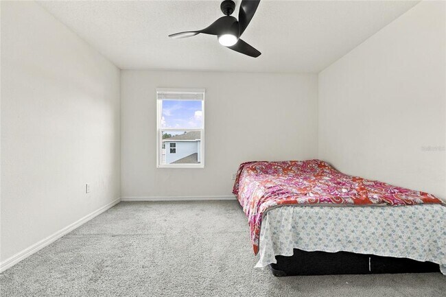Building Photo - 5166 SW 48th Ln