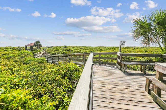 Building Photo - 120 Ocean Hibiscus Dr