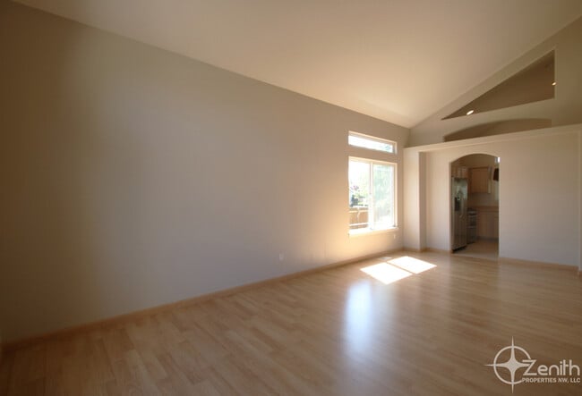 Building Photo - 17019 SE 3rd St