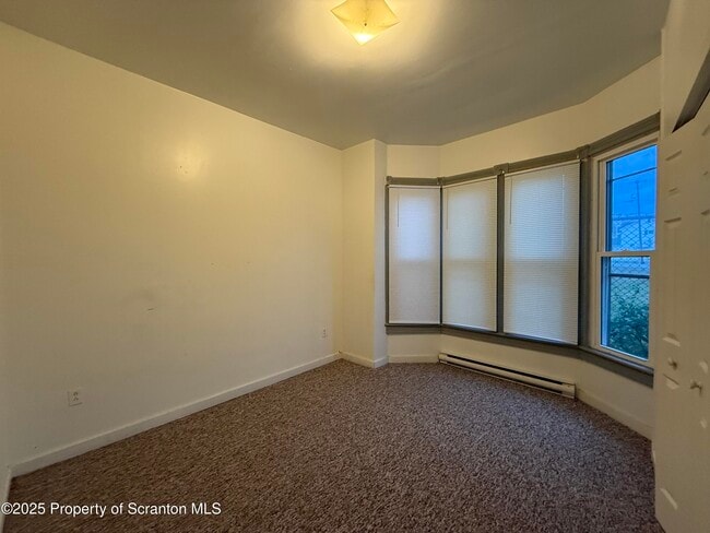 Building Photo - 457 Madison Ave