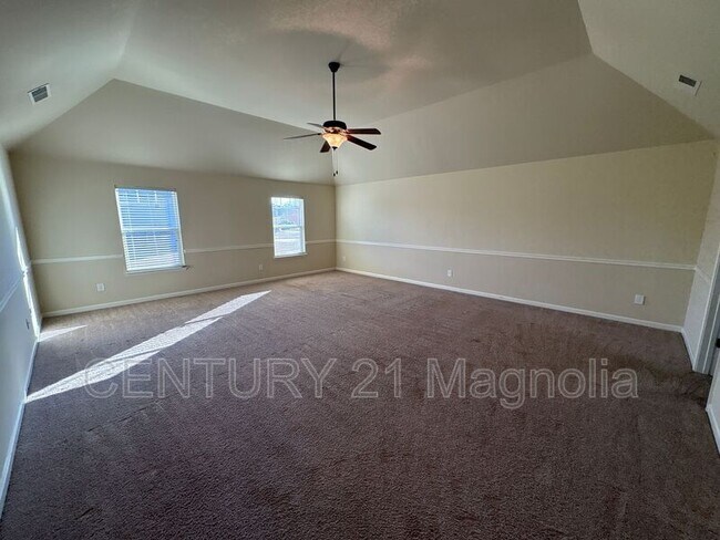 Building Photo - 4464 Grove Landing Dr