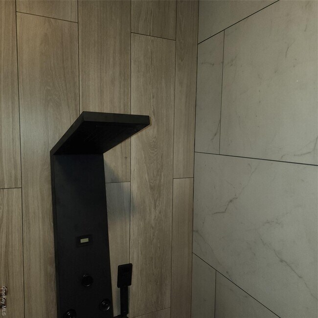 Building Photo - 93 Elliott Ave