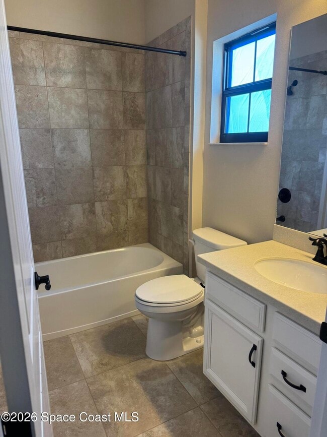 Building Photo - 2723 Rodina Dr