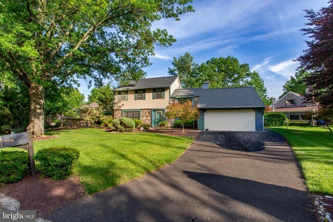 Building Photo - 19 Seton Hill Ct