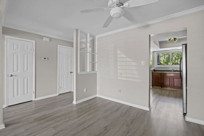 Building Photo - 1559 Sword Dancer Dr