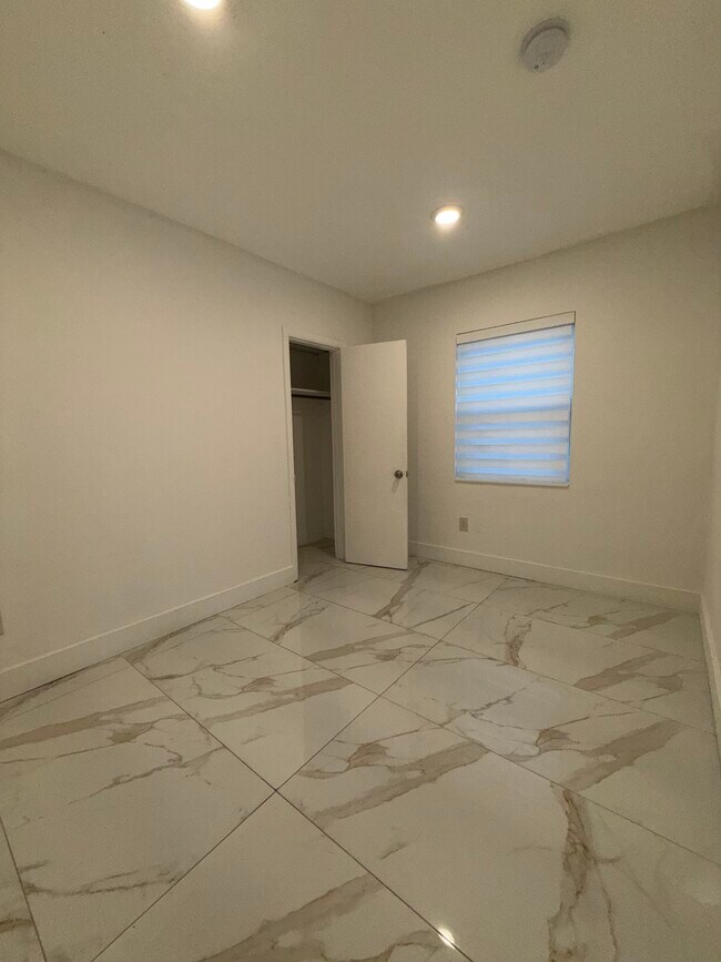 Building Photo - 8900 NW 33rd Avenue Rd