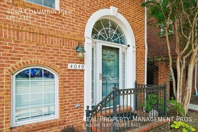 Building Photo - 4049 Columbia Pike