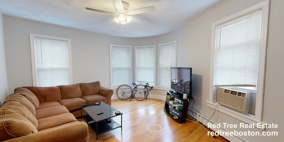 Building Photo - 34 Portsmouth St