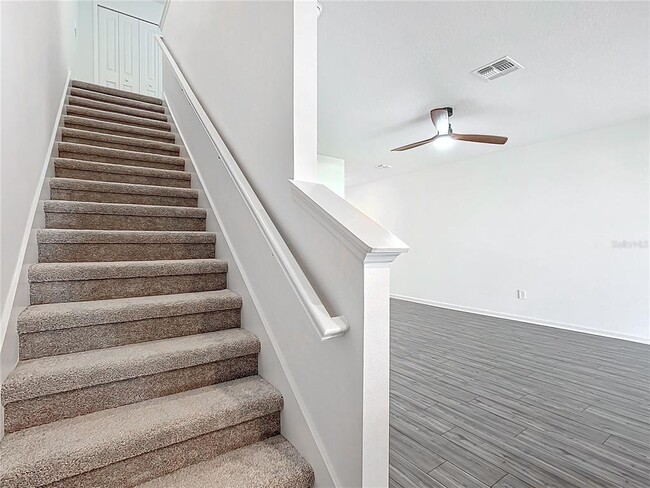 Building Photo - 4950 SW 81st Lp