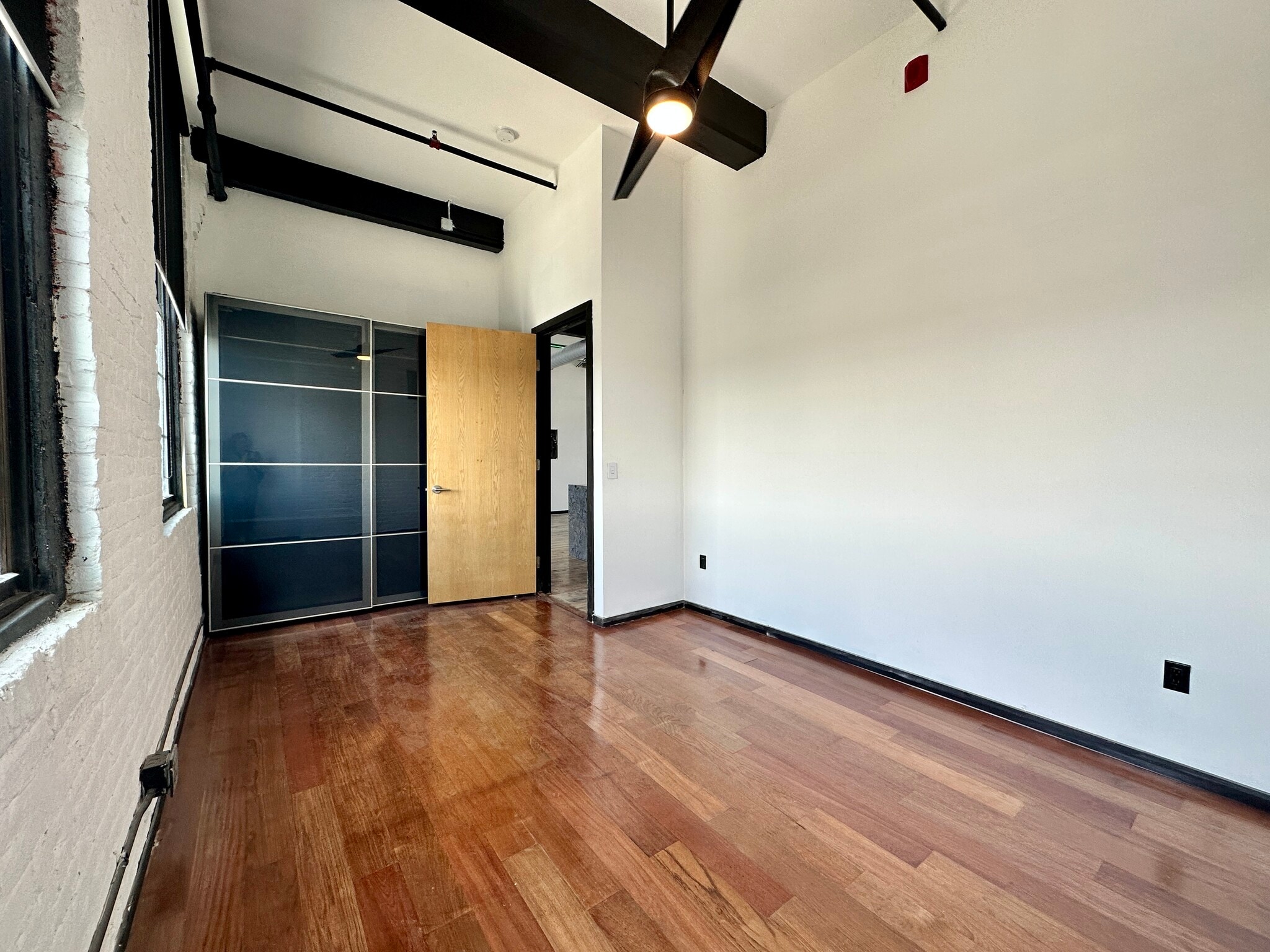 Building Photo - 109 Summer St