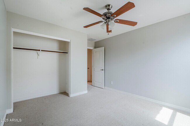 Building Photo - 2744 E Donato Dr