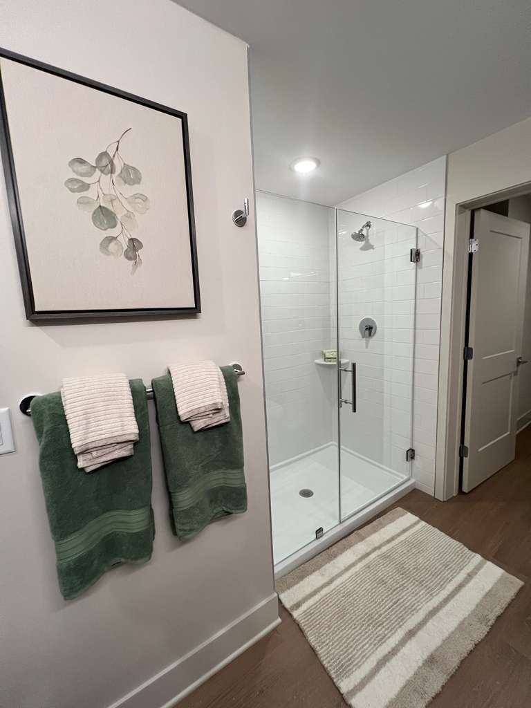 Building Photo - 6830 SW 30th St