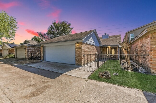 Primary Photo - 4613 Cashel Glen Dr