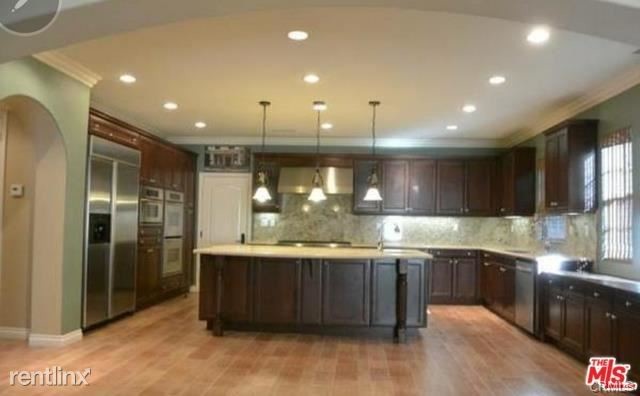 Building Photo - 6 br, 6 bath House - 43 Enchanted