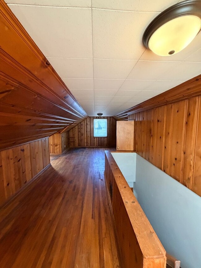 Building Photo - 1506 Ellsworth Ave