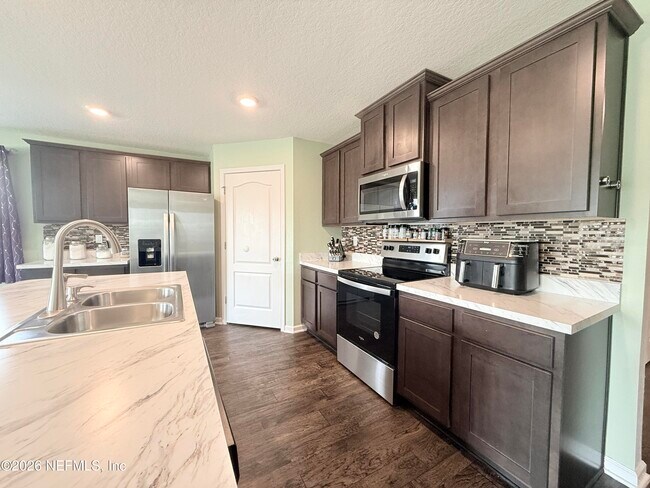 Building Photo - 12024 River Trout Ct