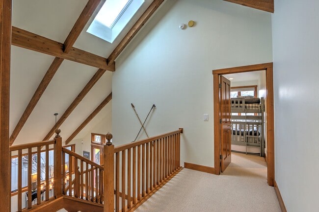 Building Photo - 408 Settlement Ln