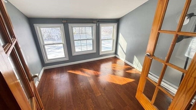 Building Photo - 48 High St