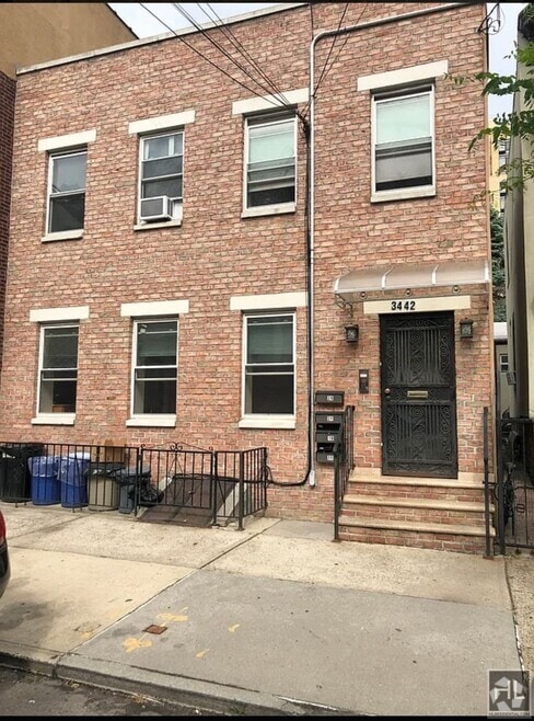Building Photo - 34-42-42 9th St