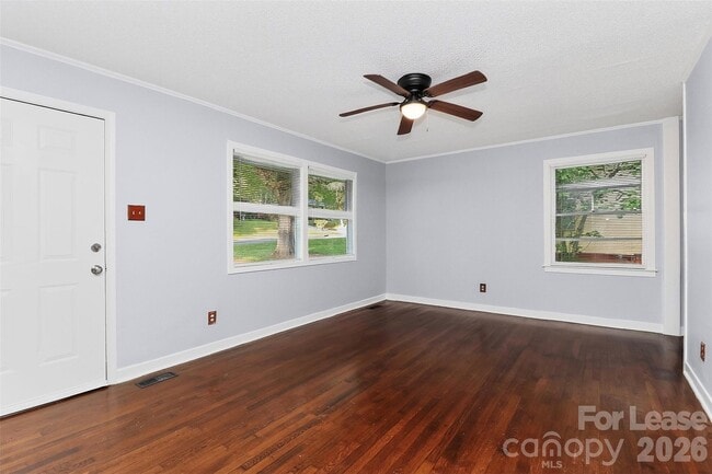 Building Photo - 2135 Purser Dr