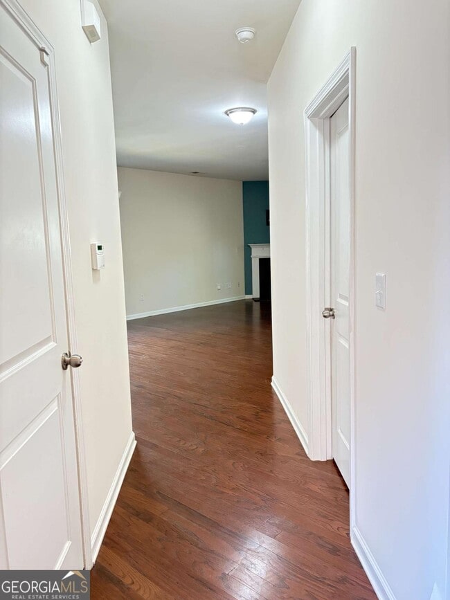 Building Photo - 3462 New Fawn Ln