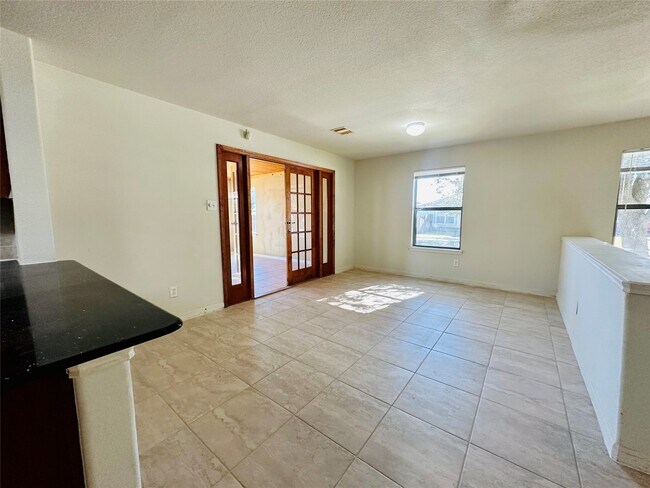 Building Photo - 6602 Providence View Ln