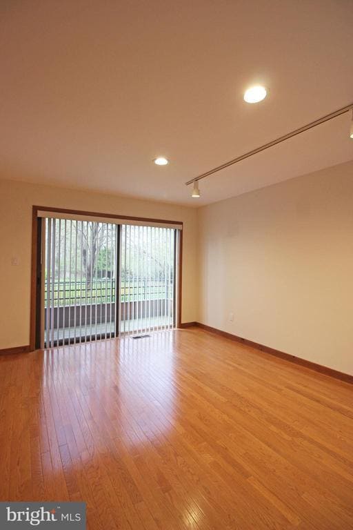 Building Photo - 6872 Melrose Dr