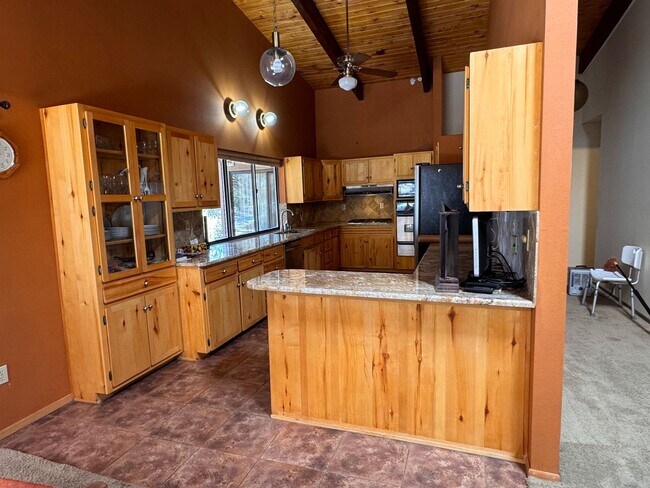 Building Photo - 3 Bedroom, 2 Bathroom Home in Tijeras, NM